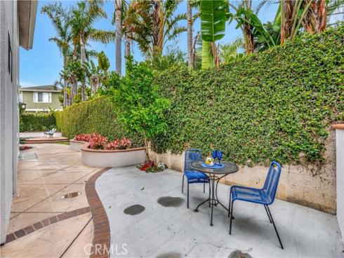 6885  Cambria Cove   Circle, Huntington Beach, CA