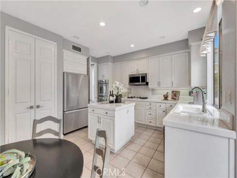 6885  Cambria Cove   Circle, Huntington Beach, CA