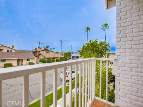 1214  California   Street, Huntington Beach, CA