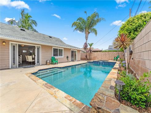 6062  Vane   Circle, Huntington Beach, CA