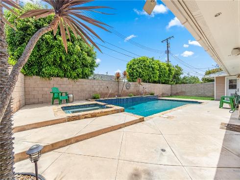 6062  Vane   Circle, Huntington Beach, CA