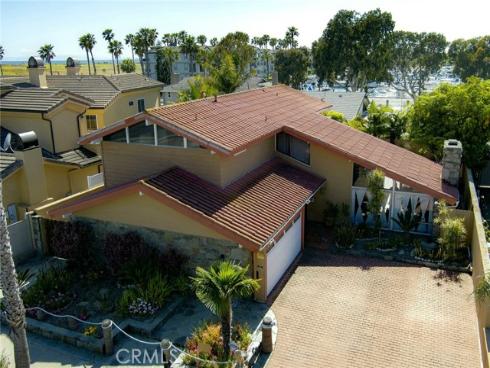 17179  Roundhill   Drive, Huntington Beach, CA