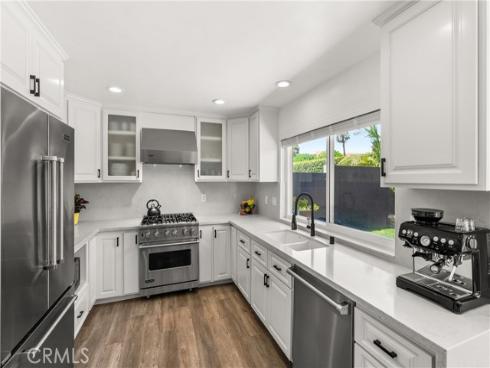 9901  Oceancrest   Drive, Huntington Beach, CA