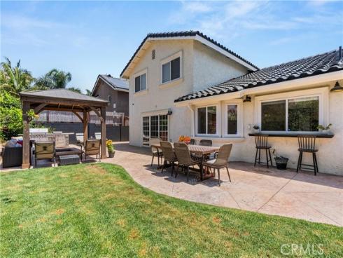 9901  Oceancrest   Drive, Huntington Beach, CA