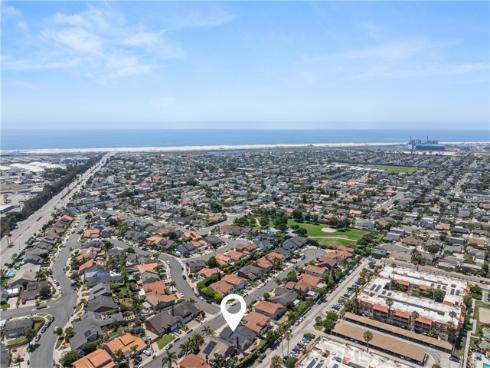 9901  Oceancrest   Drive, Huntington Beach, CA