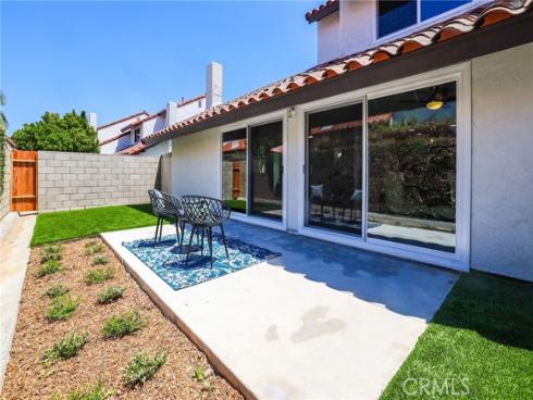 517  Alondra   Drive, Huntington Beach, CA