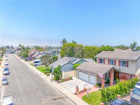 8681  Bellmead   Drive, Huntington Beach, CA