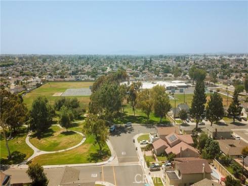 6831  Lafayette   Drive, Huntington Beach, CA