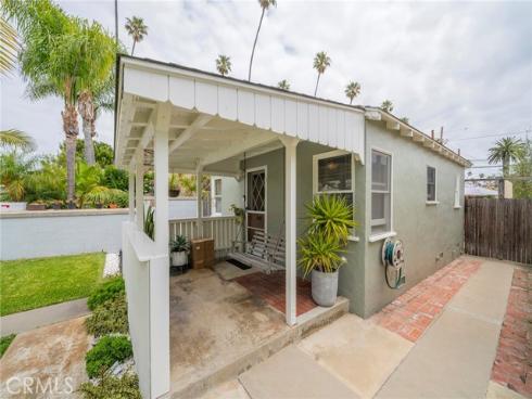 624  15th   Street, Huntington Beach, CA