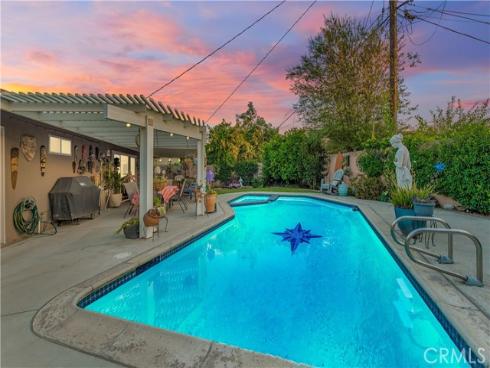 15741  Aulnay   Lane, Huntington Beach, CA