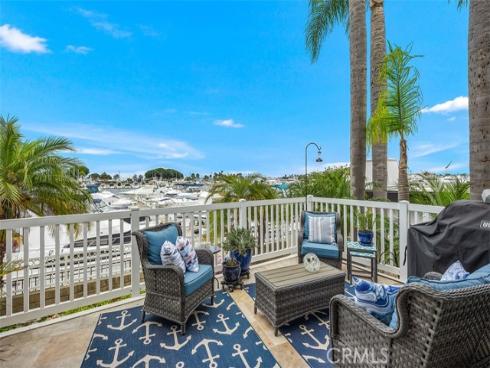 2861  Coast  A  Circle, Huntington Beach, CA