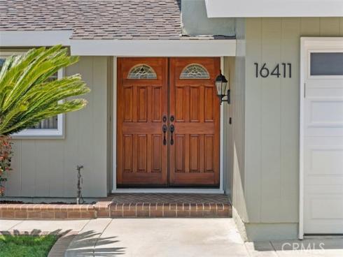 16411  Duchess   Lane, Huntington Beach, CA