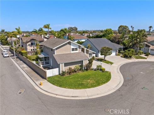 17902  Portside   Circle, Huntington Beach, CA