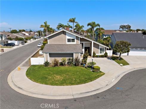 17902  Portside   Circle, Huntington Beach, CA