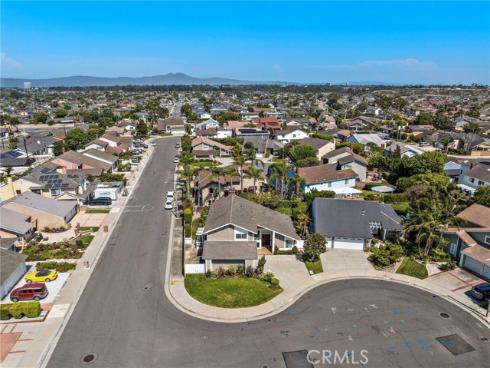 17902  Portside   Circle, Huntington Beach, CA