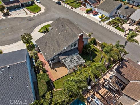 17902  Portside   Circle, Huntington Beach, CA