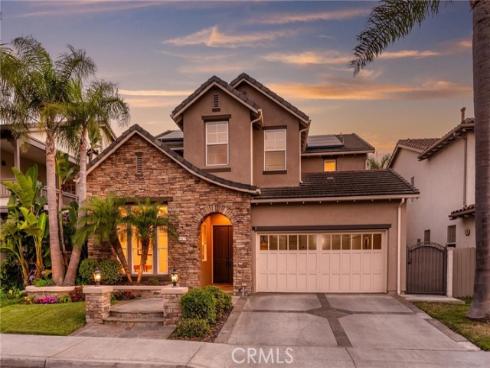 19133  Chandon   Lane, Huntington Beach, CA