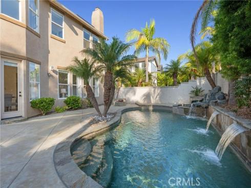 19133  Chandon   Lane, Huntington Beach, CA