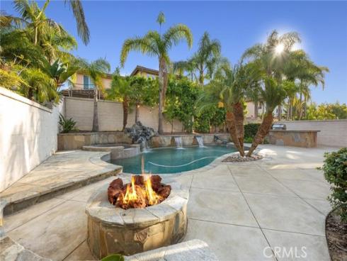 19133  Chandon   Lane, Huntington Beach, CA