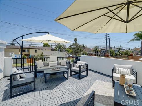 1105  Alabama   Street, Huntington Beach, CA