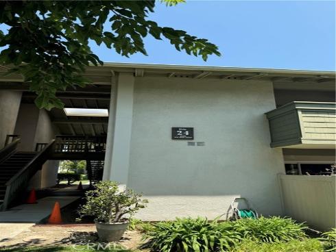 8566  Van Ness  24F  Court, Huntington Beach, CA