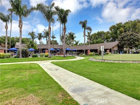 8566  Van Ness  24F  Court, Huntington Beach, CA