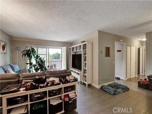 8566  Van Ness  24F  Court, Huntington Beach, CA