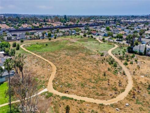 16751  Cooper   Lane, Huntington Beach, CA