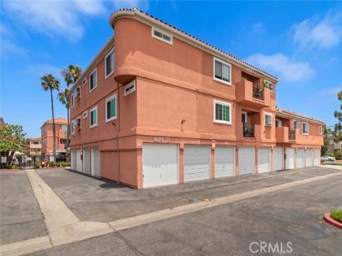 409  Utica  B16  Avenue, Huntington Beach, CA