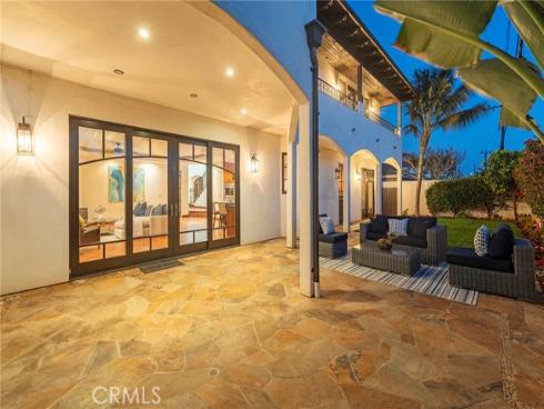 22151  Malibu   Lane, Huntington Beach, CA