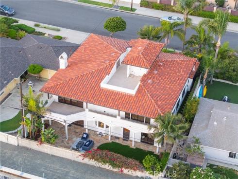 22151  Malibu   Lane, Huntington Beach, CA