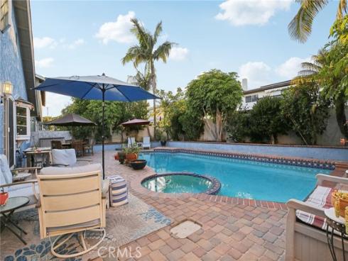 8521  Naples   Drive, Huntington Beach, CA