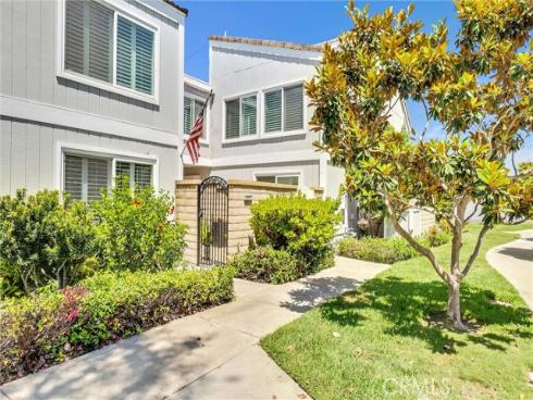 16123  Saint Croix   Circle, Huntington Beach, CA