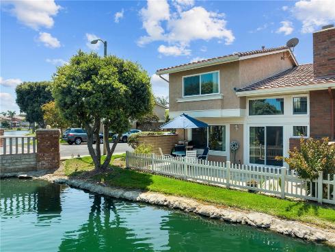 7841  Seabreeze   Drive, Huntington Beach, CA