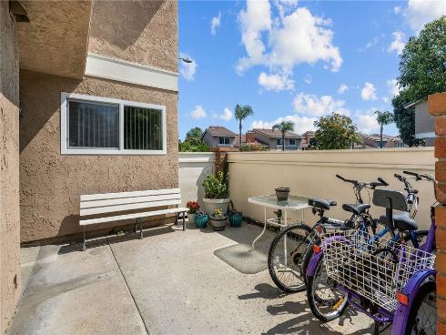 7841  Seabreeze   Drive, Huntington Beach, CA