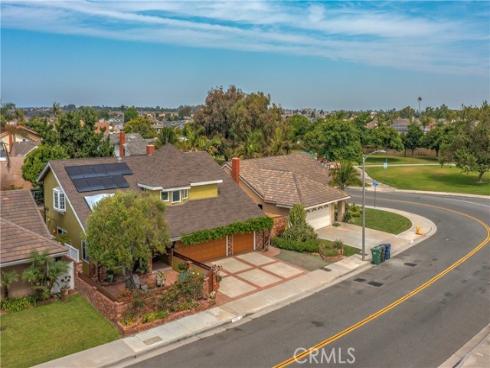 17831  Whitford   Lane, Huntington Beach, CA