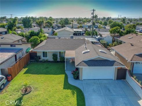 19431  Perch   Circle, Huntington Beach, CA