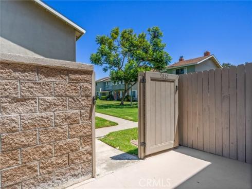 9867  Continental   Drive, Huntington Beach, CA