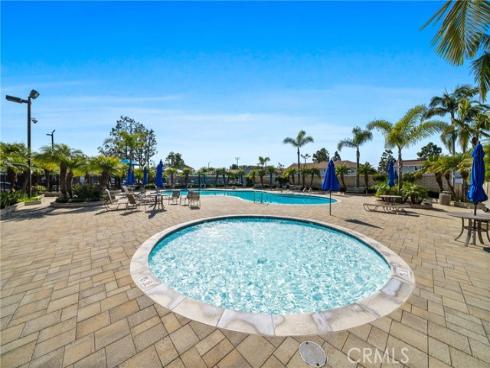 9867  Continental   Drive, Huntington Beach, CA