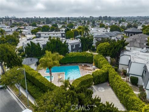 20332  Gardenia   Drive, Huntington Beach, CA