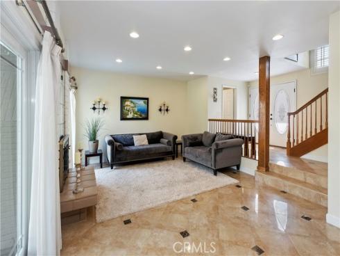 18207  Leaf   Circle, Huntington Beach, CA