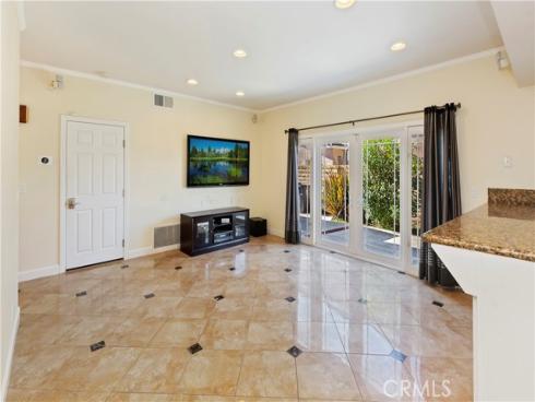 18207  Leaf   Circle, Huntington Beach, CA