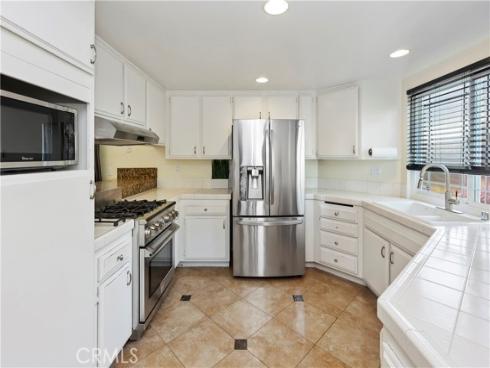 18207  Leaf   Circle, Huntington Beach, CA