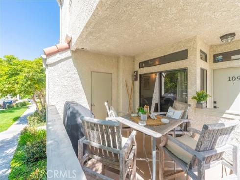 5071  Dorado  109  Drive, Huntington Beach, CA