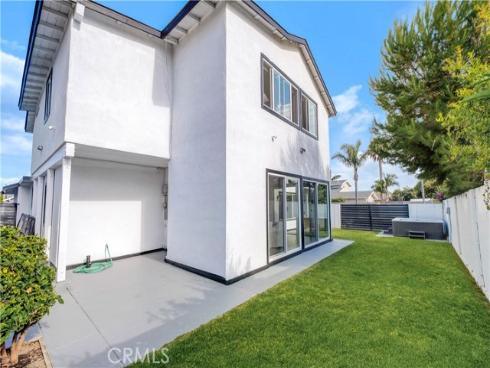 21221  Banff   Lane, Huntington Beach, CA