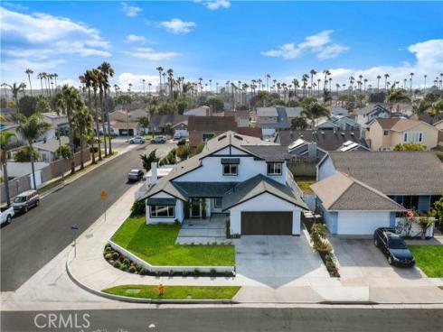 21221  Banff   Lane, Huntington Beach, CA