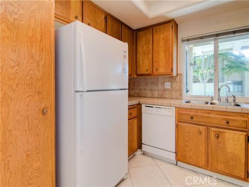 8565  Sierra  916C  Circle, Huntington Beach, CA