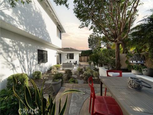 16401  Serenade   Lane, Huntington Beach, CA