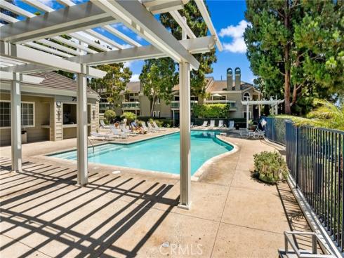 7371  Seabluff  103  Drive, Huntington Beach, CA