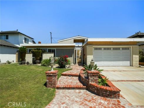 16752  Montclair   Lane, Huntington Beach, CA